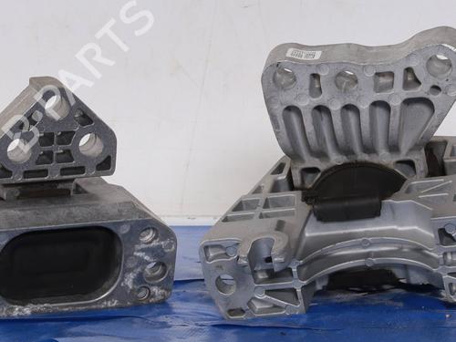 Used Engine mount Engine mount JEEP RENEGADE SUV (BU, B1, BV) 1.3 PHEV 4Xe (240 hp) 29892561 29892561