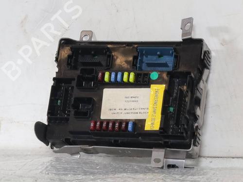 Used Fuse box Fuse box FIAT 500 (312_) 1.0 Mild Hybrid (312.AYD1B) (69 hp) 40039644 40039644