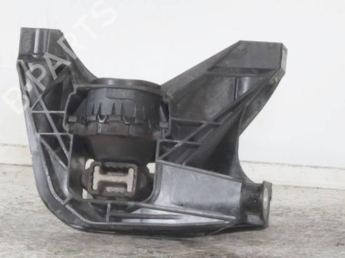 Used Engine mount Engine mount PEUGEOT 308 SW II (LC_, LJ_, LR_, LX_, L4_) 1.2 THP 130 (131 hp) 29826450 29826450
