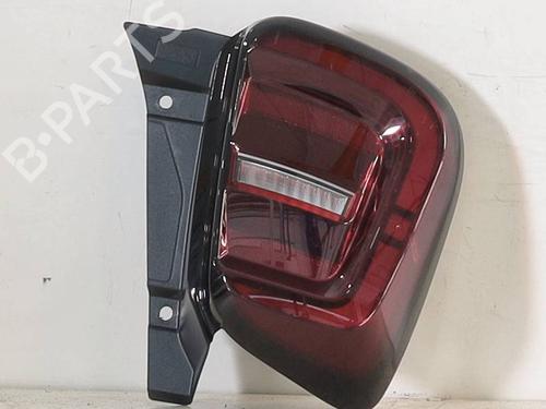 left-taillight-fiat-500e-332_-2020-29826613 main image