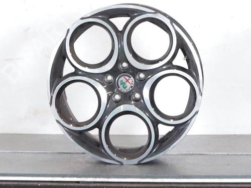 rim-alfa-romeo-stelvio-949_-2016-39716591 main image