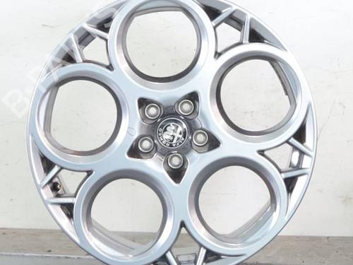 flk-alfa-romeo-tonale-965_-2022-38643621 main image