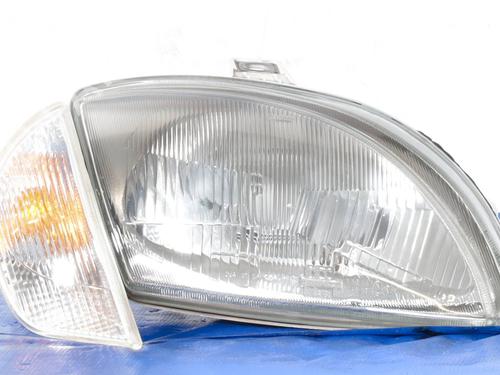 Used Right headlight Right headlight FIAT SEICENTO / 600 (187_) 1.1 (187AXB, 187AXB1A, 187AXC1A02) (54 hp) 30360926 30360926