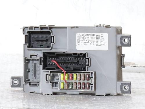 Used Fuse box Fuse box FIAT PUNTO EVO (199_) 1.3 D Multijet (199AXC1A, 199BXC1A, 199AXT1A, 199BXT1A) (75 hp) 33615829 33615829