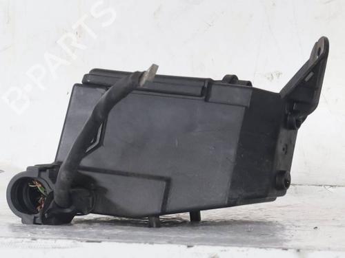 Used Fuse box Fuse box 36797884 36797884