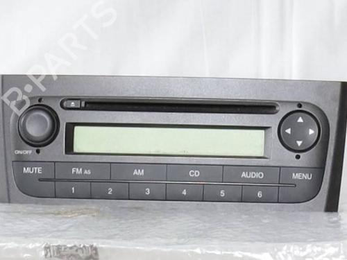 Used Radio Radio FIAT GRANDE PUNTO (199_) 1.2 (65 hp) 36013363 36013363
