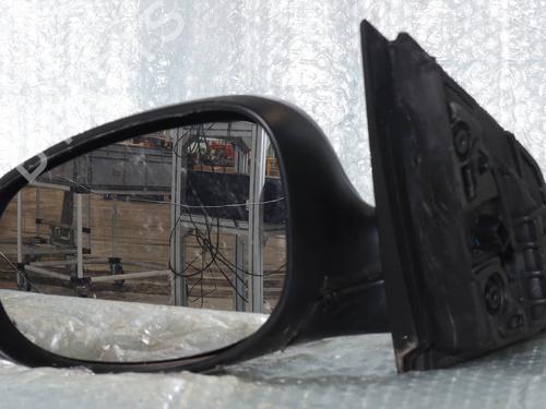 left-mirror-lancia-ypsilon-312_-2011-39973137 main image