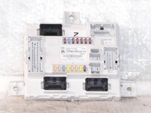 fuse-box-alfa-romeo-giulia-952_-2015-40039892 main image
