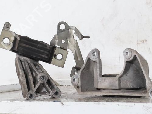 Used Engine mount Engine mount FIAT IDEA (350_) 1.3 D Multijet (90 hp) 32706494 32706494