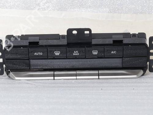 climate-control-citroen-c3-aircross-ii-sj_-2023-37662522 main image