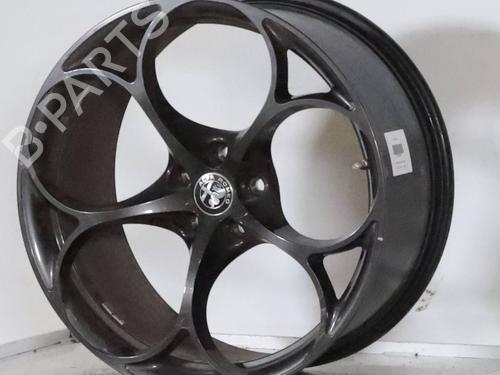 rim-alfa-romeo-stelvio-949_-2016-27337804 main image