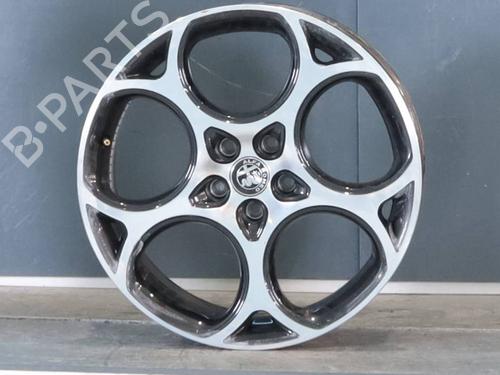 rim-alfa-romeo-tonale-965_-2022-36217214 main image