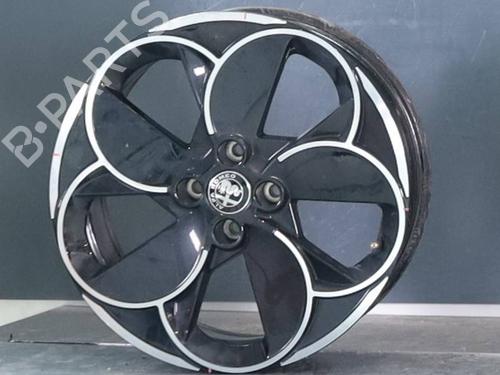 flk-alfa-romeo-junior-626_-627_-2024-38644495 main image