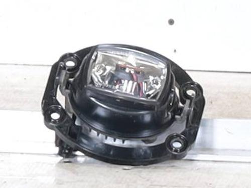 Used Right front fog light Right front fog light JEEP COMPASS (MP, M6, MV, M7) 1.3 (131 hp) 24555201 24555201