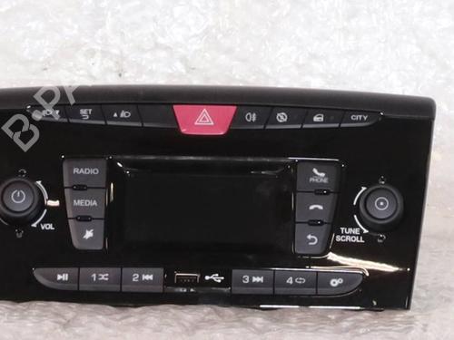 radio-lancia-ypsilon-312_-2011-40008113 main image