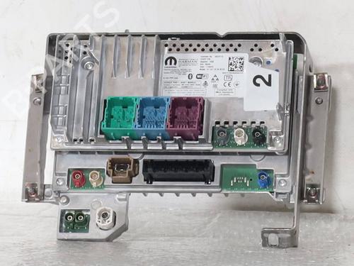 radio-alfa-romeo-tonale-965_-2022-32706303 main image