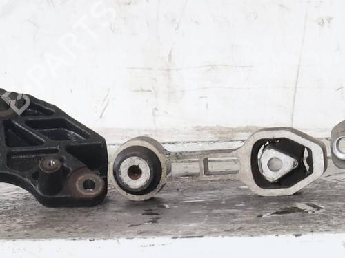 Used Engine mount Engine mount LANCIA YPSILON (312_) 0.9 TwinAir (312.PXG11, 312.PXG1A, 312.YXG11, 312.YXG1A) (86 hp) 36155026 36155026