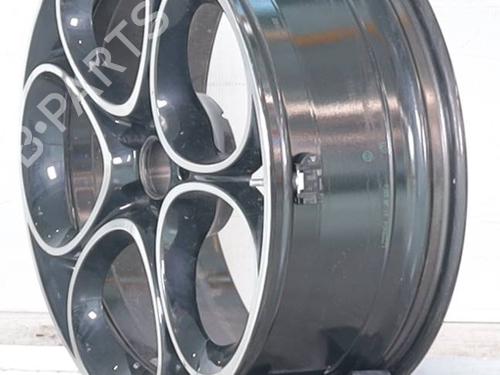 rim-alfa-romeo-giulia-952_-2015-26162979 main image