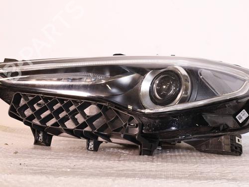 left-headlight-alfa-romeo-stelvio-949_-2016-40039841 main image