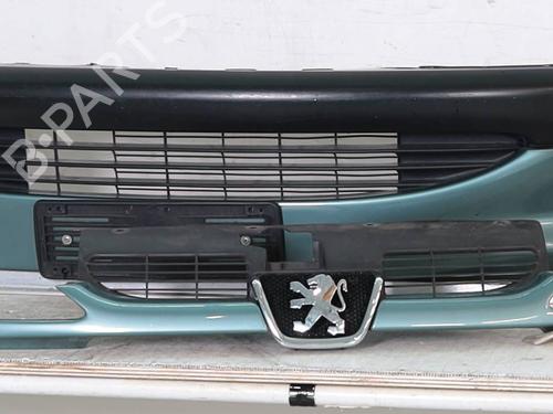 Used Front bumper PEUGEOT 206 Hatchback (2A/C) 1.1 i (60 hp) 27157439