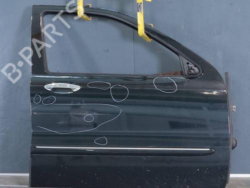 Used Right front door Right front door 39261769 39261769