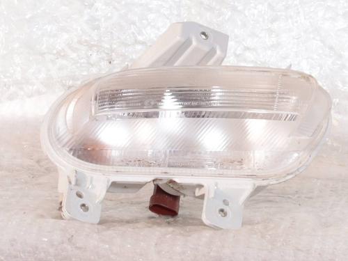 right-daytime-light-jeep-renegade-suv-bu-b1-bv-2014-39910585 main image