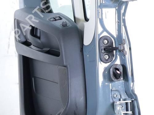Used Left front door FIAT DUCATO Van (250_) 140 Multijet 2,2 D (140 hp) 31048655