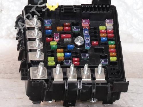 Used Fuse box Fuse box JEEP COMPASS (MP, M6, MV, M7) 1.3 Hybrid 4x4 (240 hp) 40117266 40117266