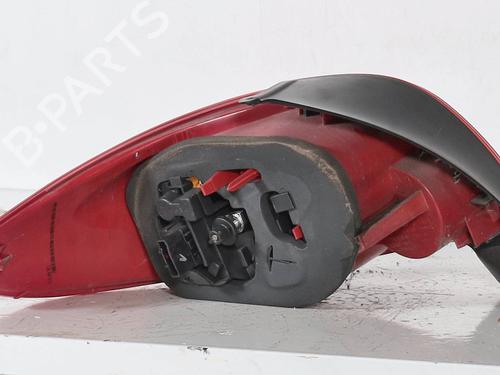 Højre baglygte PEUGEOT 206 Hatchback (2A/C) 1.1 i (60 hp) 29278260
