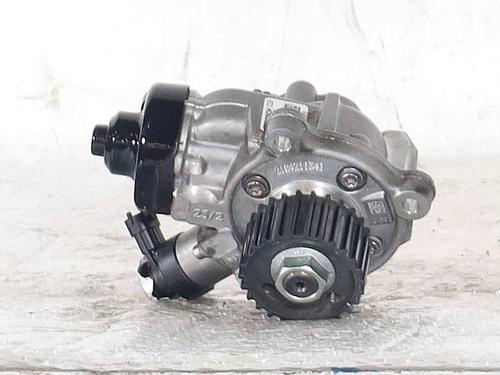 Used Injection pump Injection pump FIAT DUCATO Van (250_) 180 Multijet 2,2 D (180 hp) 31647789 31647789