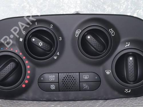 climate-control-fiat-500-312_-2007-39135772 main image