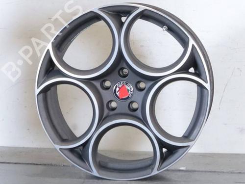 rim-alfa-romeo-stelvio-949_-2016-26316409 main image