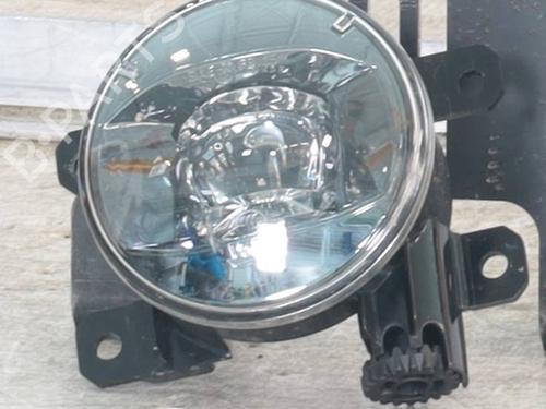 left-front-fog-light-jeep-compass-mp-m6-mv-m7-2016-27703569 main image