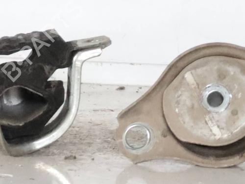 Used Engine mount Engine mount FIAT PANDA (312_, 319_) 1.2 (312PXA1A) (69 hp) 33285314 33285314