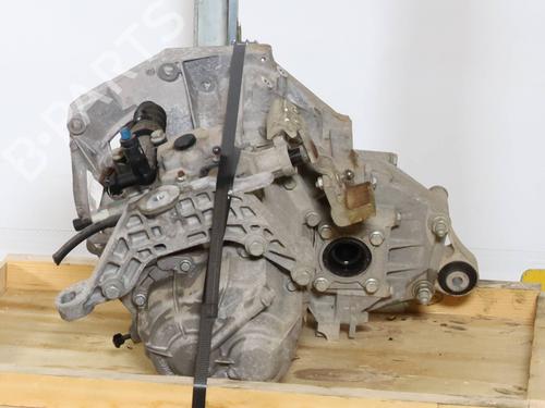gearbox-fiat-tipo-hatchback-356_-357_-2016-39716533 main image