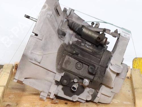 Caixa de velocidades Caixa de velocidades FIAT PUNTO EVO (199_) 1.3 D Multijet (199AXC1A, 199BXC1A, 199AXT1A, 199BXT1A) (75 hp) 36693679 36693679