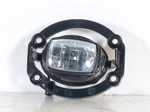 right-front-fog-light-jeep-compass-mp-m6-mv-m7-2016-33233826 main image