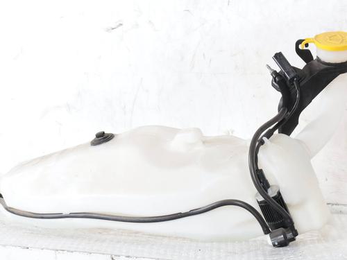 Used Windscreen washer tank Windscreen washer tank ALFA ROMEO JUNIOR (626_, 627_) Mild Hybrid (136 hp) 36501059 36501059
