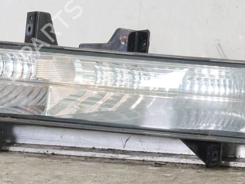 right-daytime-light-jeep-compass-mp-m6-mv-m7-2016-27804049 main image