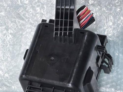 Used Fuse box Fuse box 39199314 39199314