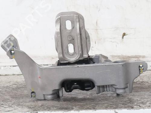 Used Engine mount Engine mount PEUGEOT 208 II (UB_, UP_, UW_, UJ_) 1.2 Hybrid 100 (101 hp) 34364365 34364365