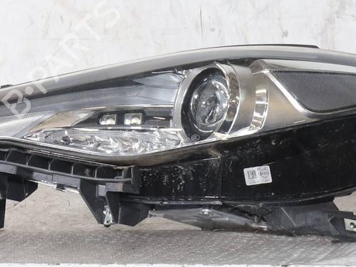 left-headlight-alfa-romeo-giulia-952_-2015-34391483 main image