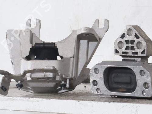 Used Engine mount Engine mount ALFA ROMEO TONALE (965_) 1.3 Hybrid Q4 (190 hp) 33055455 33055455