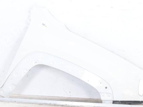 right-front-fenders-jeep-renegade-suv-bu-b1-bv-2014-27640491 main image