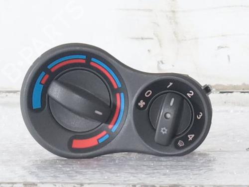 Used Climate control Climate control FIAT PANDA (169_) 1.1 (169.AXA1A) (54 hp) 33284395 33284395