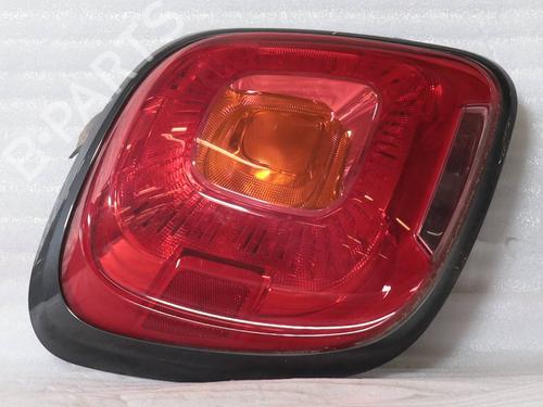 left-taillight-fiat-500x-334_-2014-36693651 main image