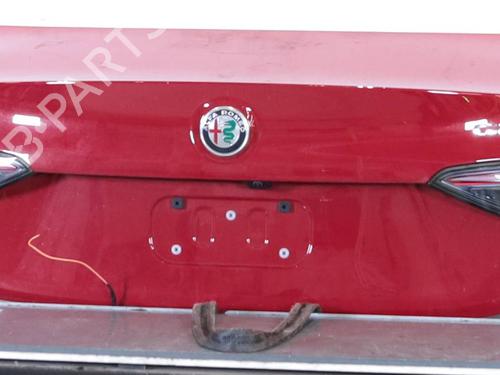 tailgate-alfa-romeo-giulia-952_-2015-31647525 main image