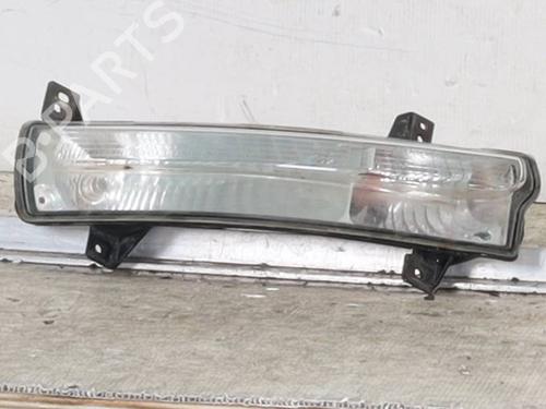 left-daytime-light-jeep-compass-mp-m6-mv-m7-2016-27520916 main image