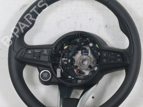 Used Steering wheel Steering wheel ALFA ROMEO GIULIA (952_) 2.2 D (952AEM250, 952AEA250) (160 hp) 29892319 29892319