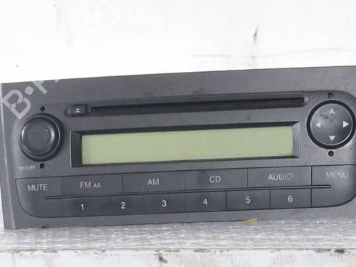radio-fiat-grande-punto-199_-2005-33537555 main image
